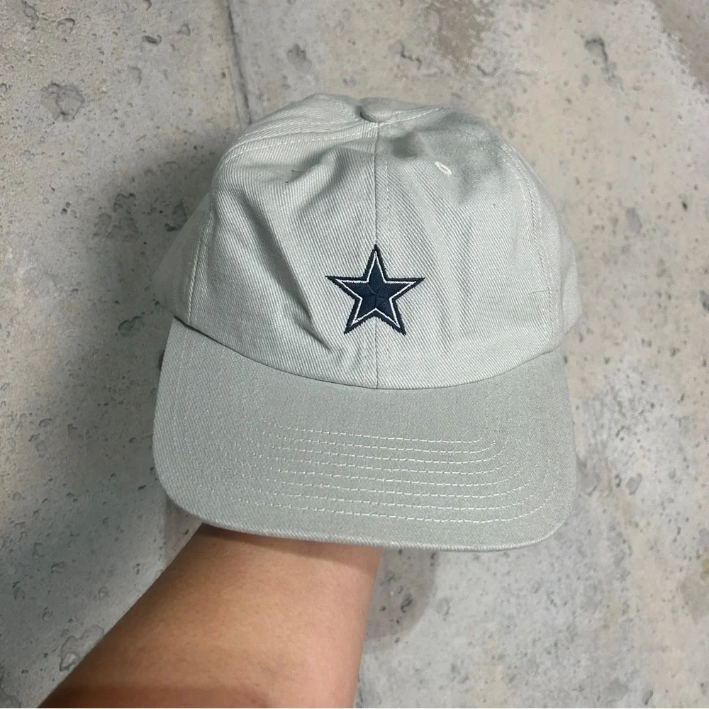 Dallas Cowboys khaki Velcro closure hat, unisex one size